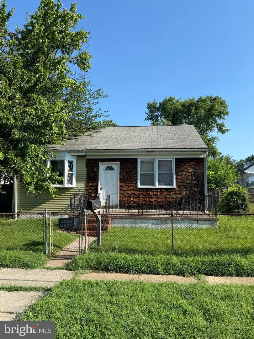 210 3rd Ave, Baltimore, MD 21227 - #1