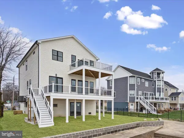 8823 Chesapeake Ave, SPARROWS POINT, MD 21219