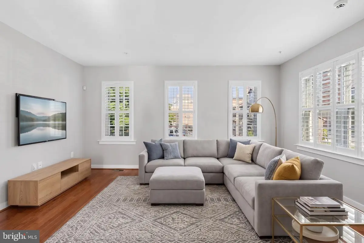 422 Virginia Ave, Towson, MD 21286 - #1