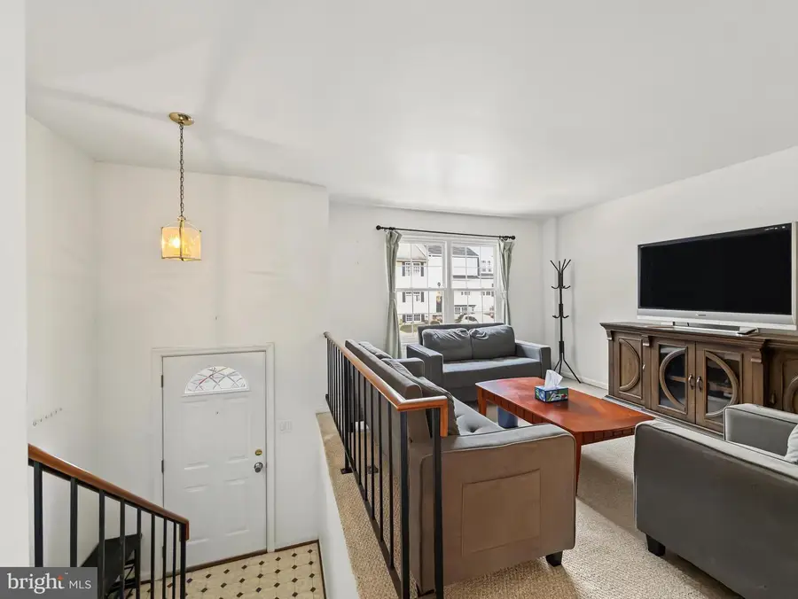 25 Piedmont Ct, Halethorpe, MD 21227 - #3