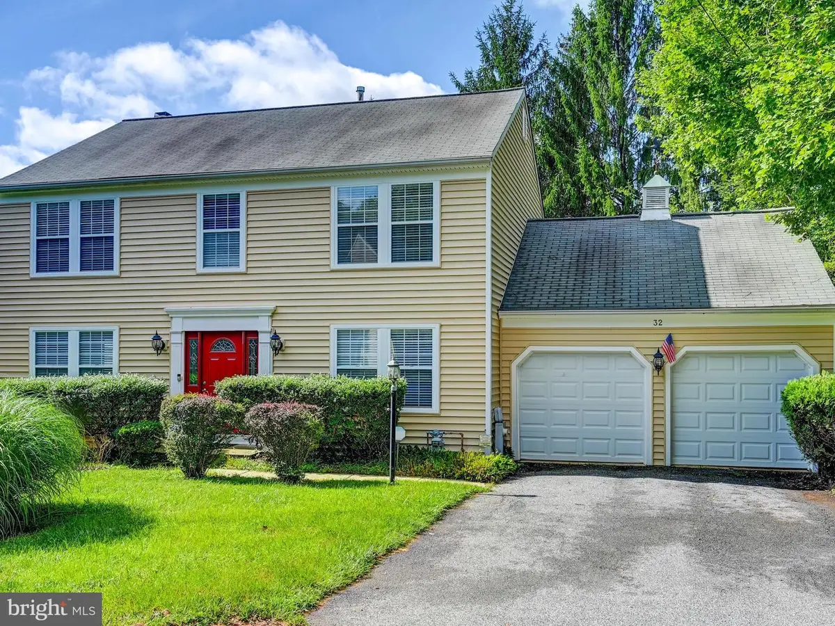 32 Old Creek Ct, Owings Mills, MD 21117 - #1
