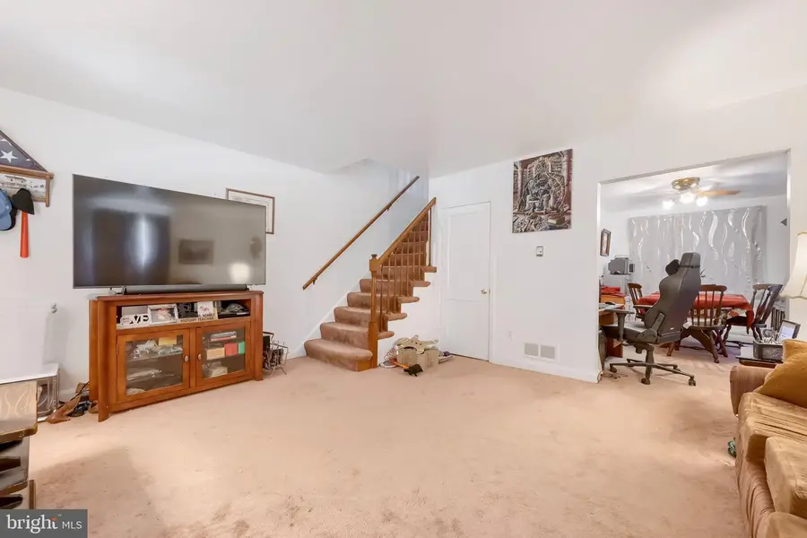 2210 Firethorn Rd, Middle River, MD 21220 - #2