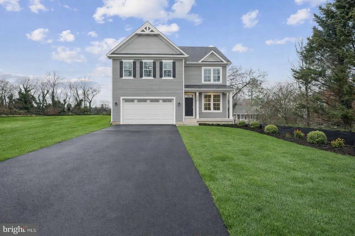 9028 Old Harford Rd, Parkville, MD 21234 - #1