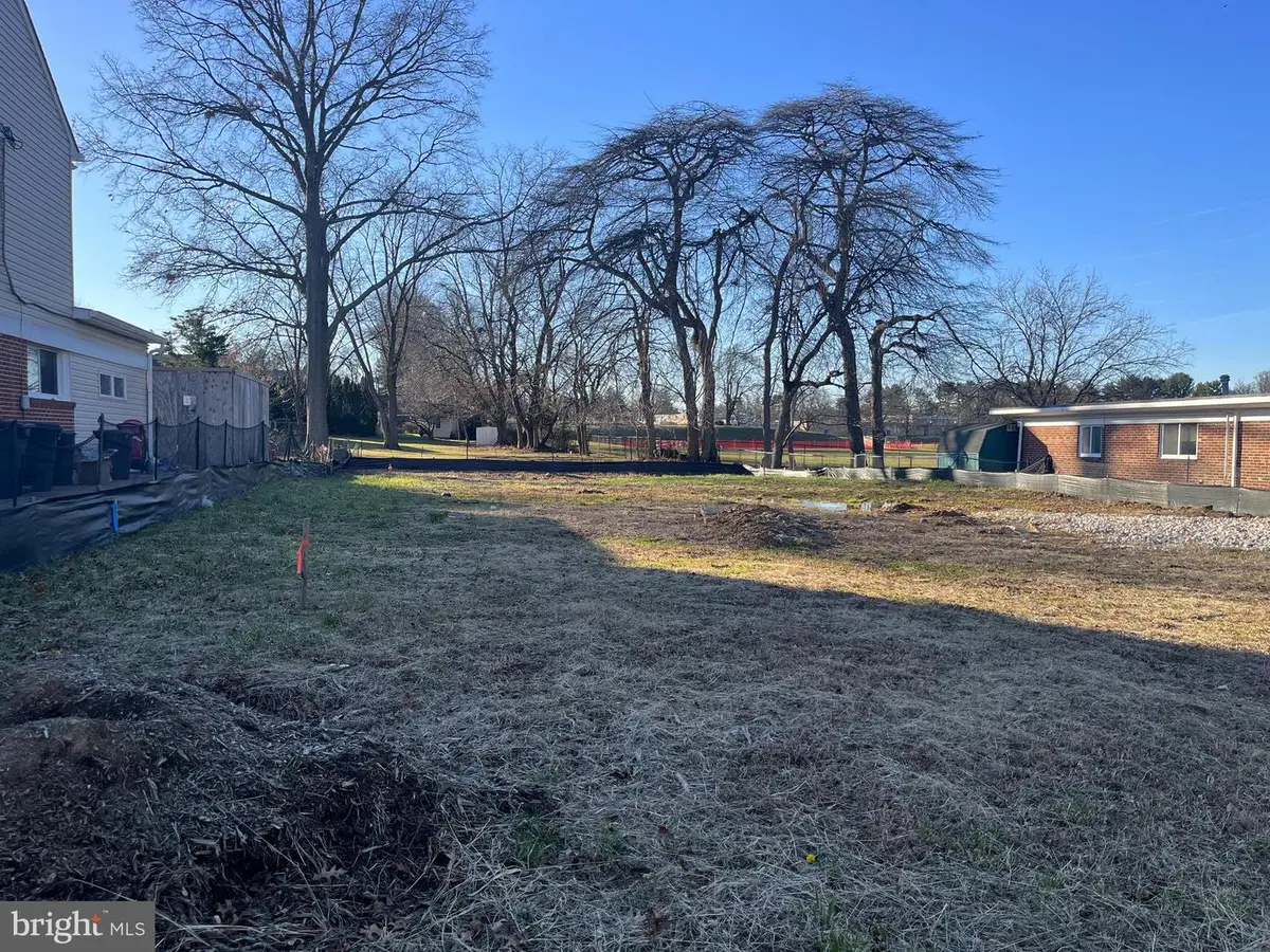 7612 Carla Rd, Pikesville, MD 21208 - #1