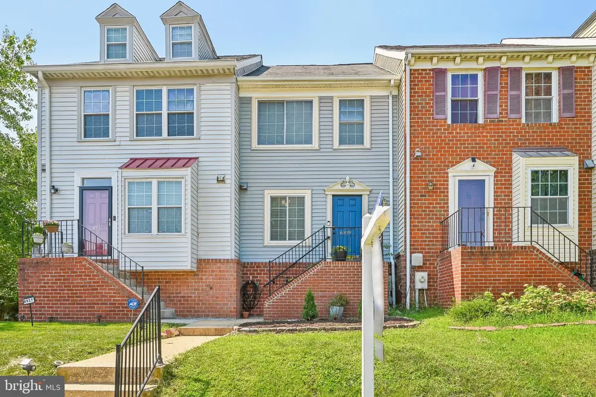 6939 Rockfield Rd, Windsor Mill, MD 21244 - #1