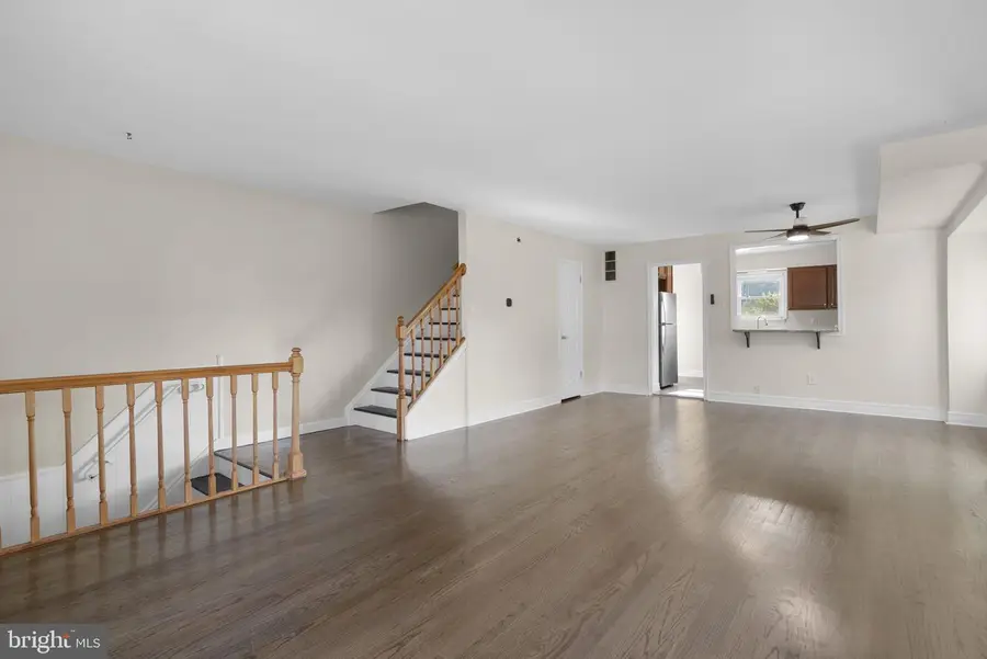 955 Stormont Cir, Baltimore, MD 21227 - #2