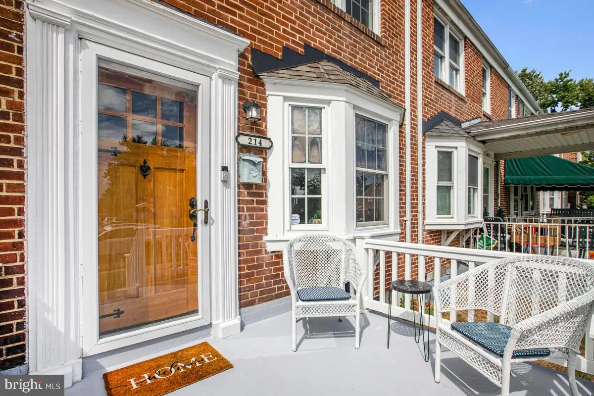 214 Blakeney Rd, Catonsville, MD 21228 - #1