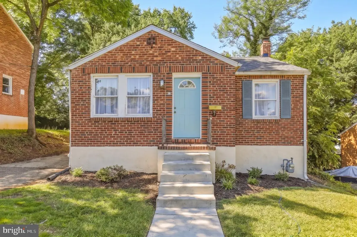 7 Lodge Rd, Catonsville, MD 21228 - #1