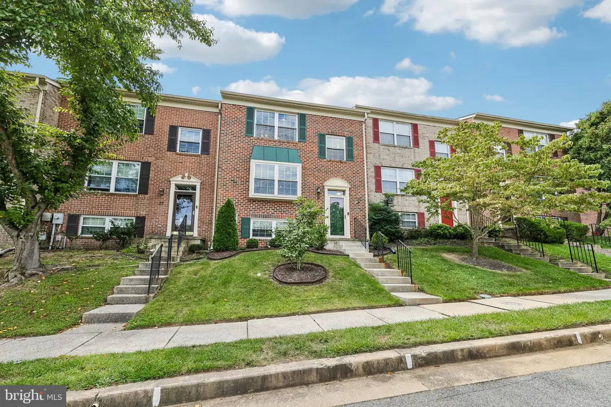25 Beaver Pond Cir, Parkville, MD 21234 - #1