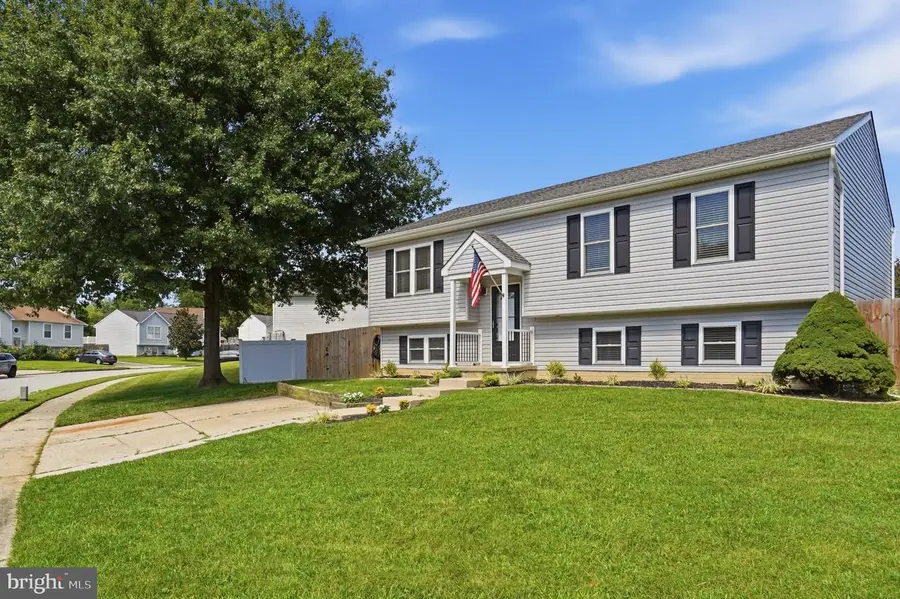 8 Taos Cir, Baltimore, MD 21220 - #3