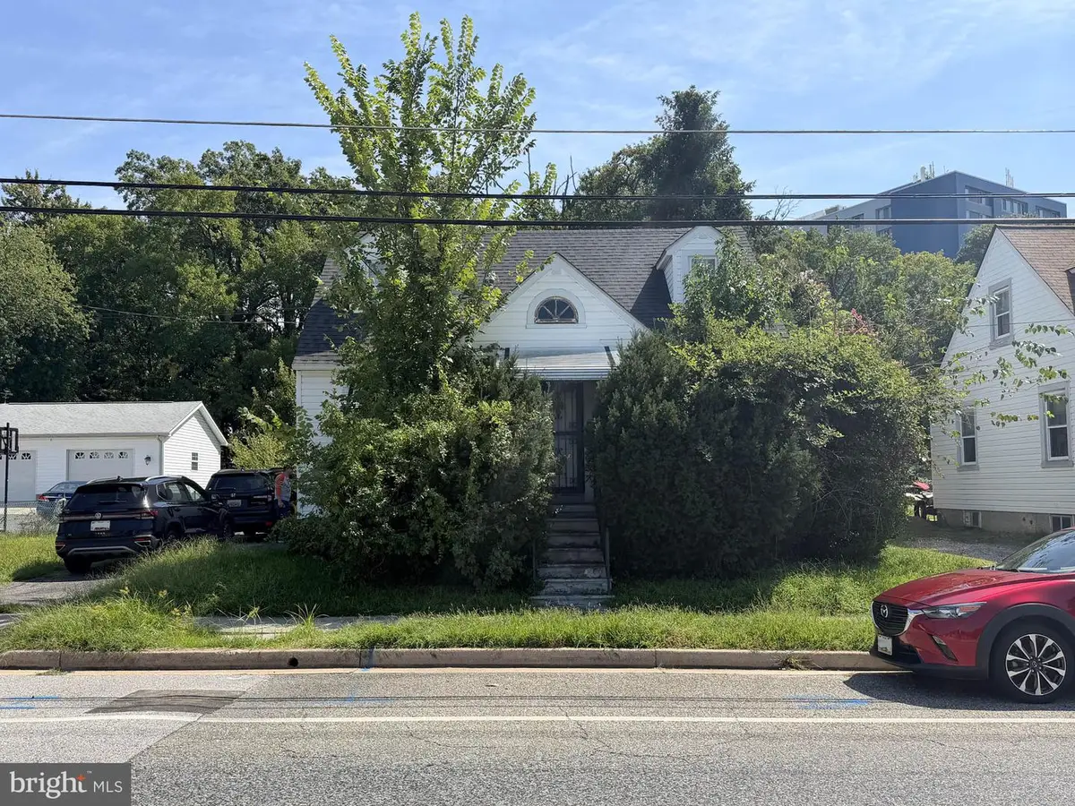 213 N Marlyn Ave, Baltimore, MD 21221 - #1