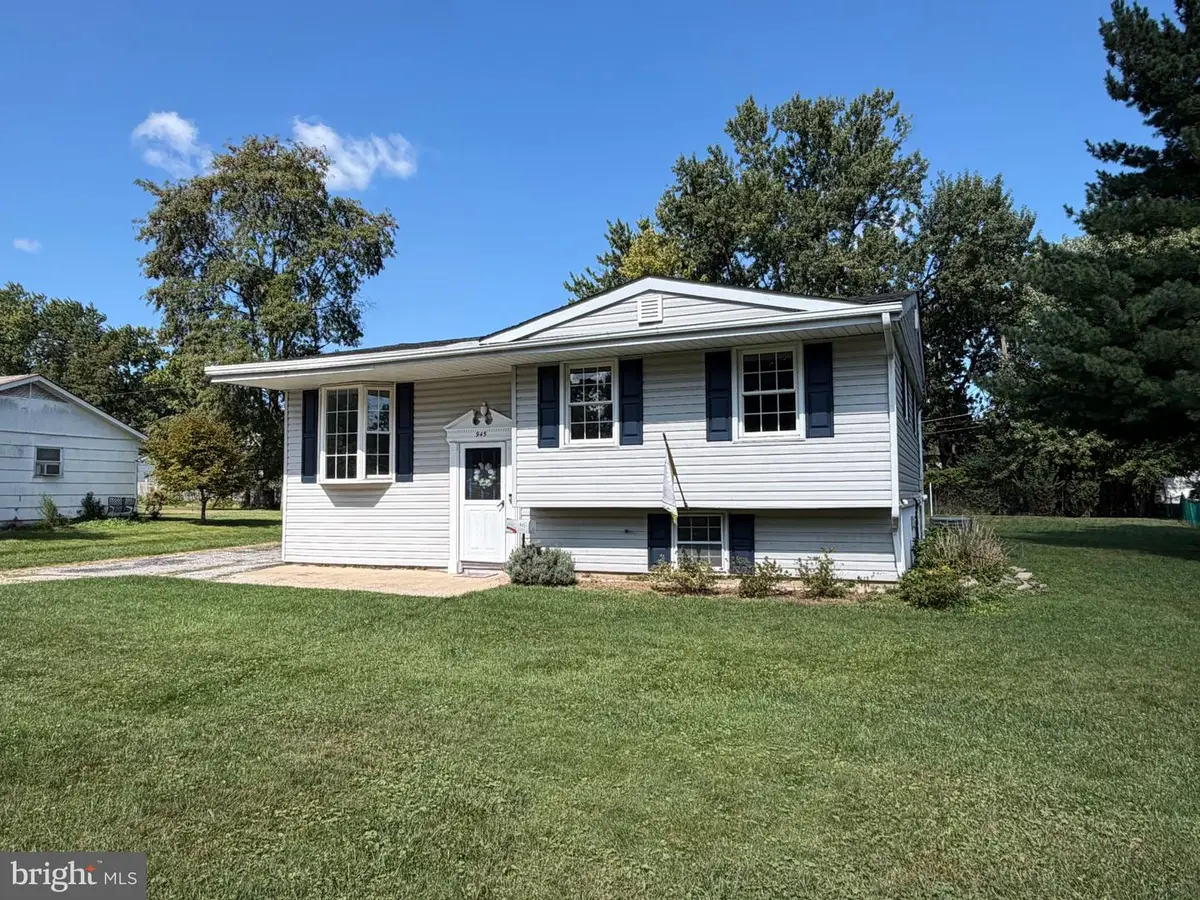 945 Shirley Manor Rd, Reisterstown, MD 21136 - #1