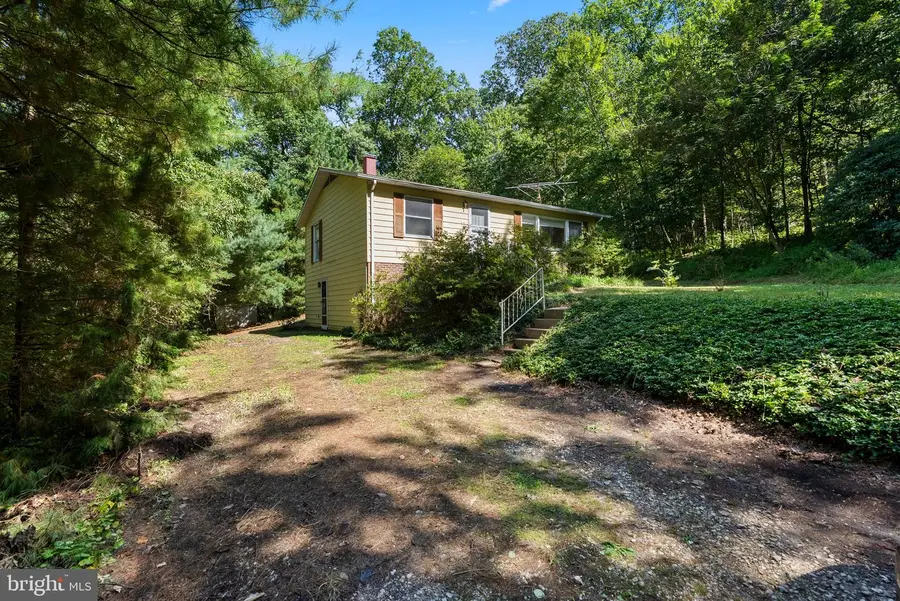 19201 Tyson Rd, White Hall, MD 21161 - #3