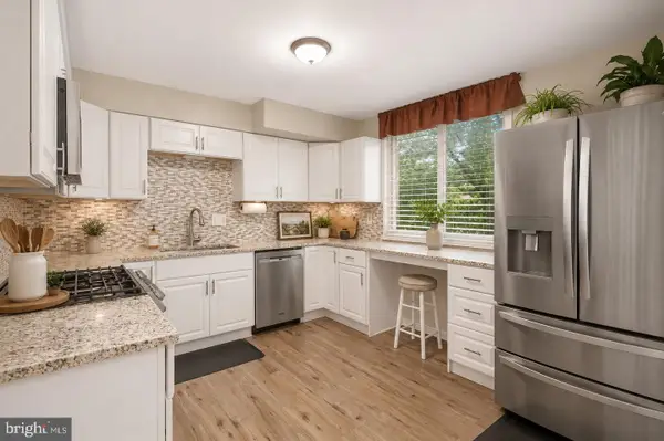 9238 Bellbeck Rd, PARKVILLE, MD 21234