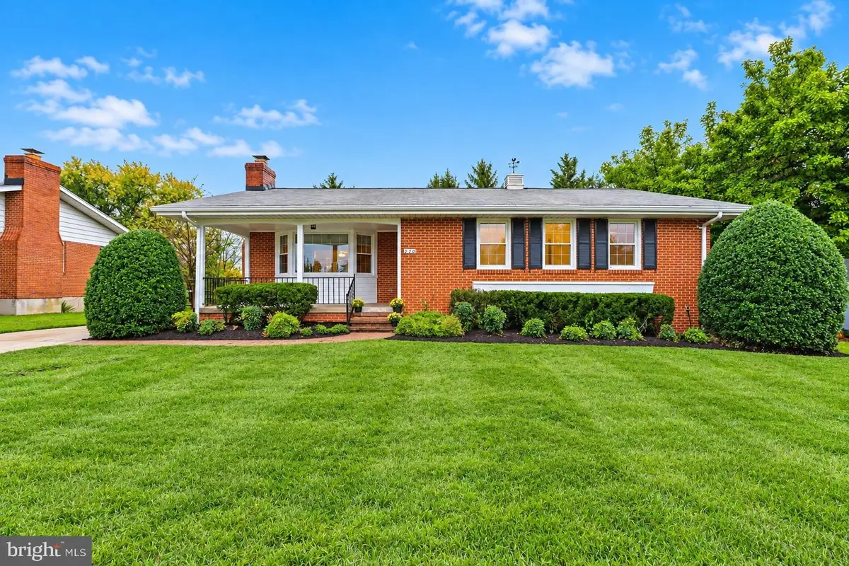 220 Chantrey Rd, Lutherville Timonium, MD 21093 - #1