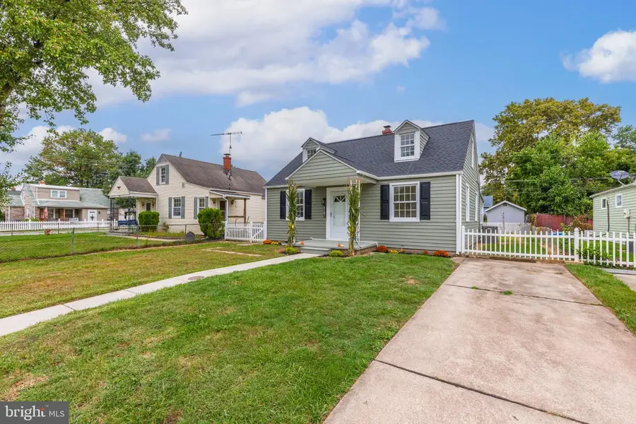 8202 Longpoint Rd, Baltimore, MD 21222 - #2
