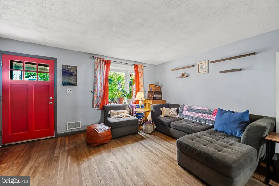 5504 Dolores Ave, Halethorpe, MD 21227 - #3