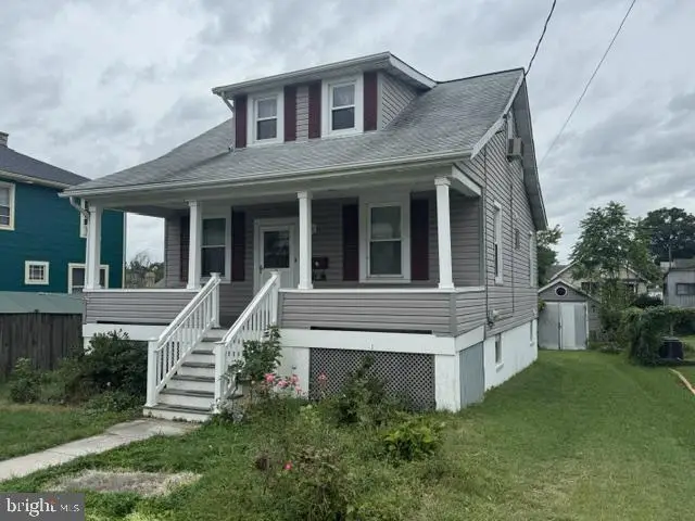 2911 Hillcrest Ave, Parkville, MD 21234 - #2