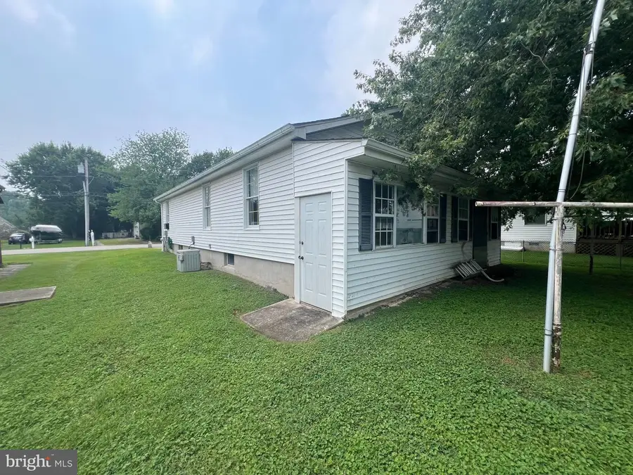 7328 Gunpowder Rd, Middle River, MD 21220 - #3