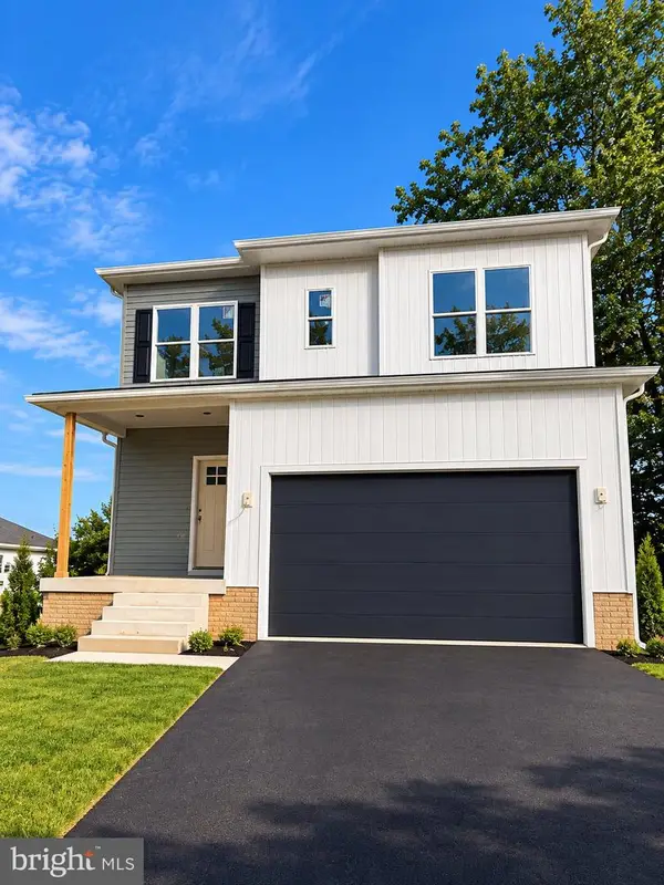 3201 Elizabeth Ave, HALETHORPE, MD 21227