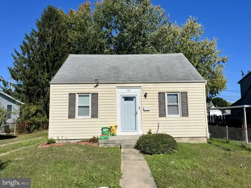 13 Plateau Rd, Essex, MD 21221 - #1