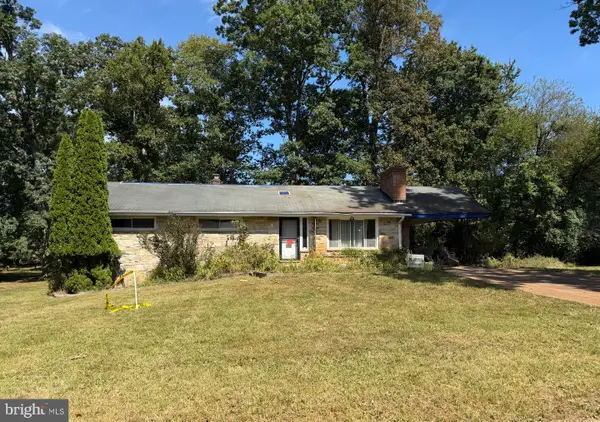 2100 Fernglen Way, BALTIMORE, MD 21228