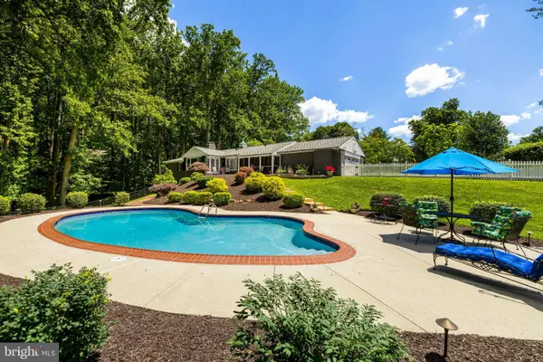 3915 Dance Mill Rd, PHOENIX, MD 21131