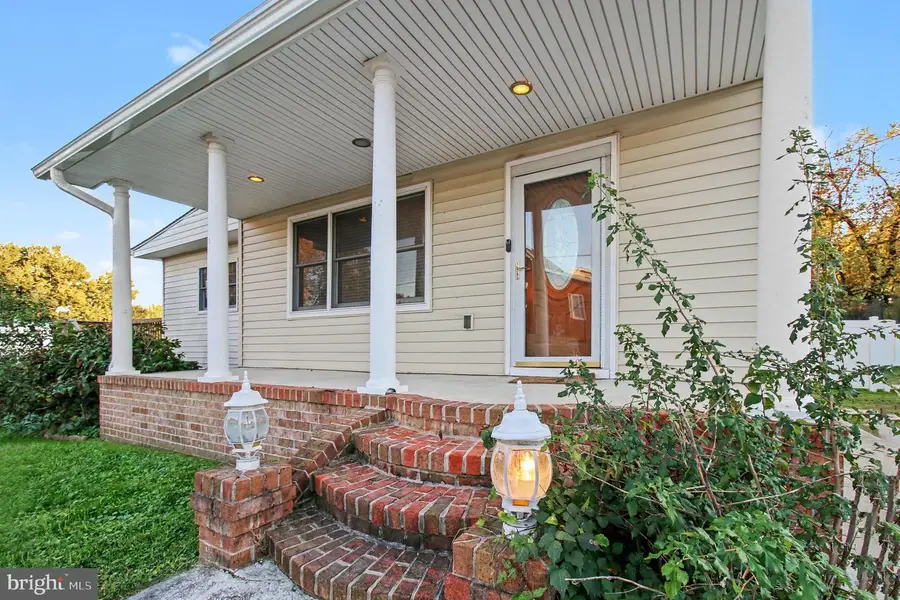 2518 S Snyder Ave S, Sparrows Point, MD 21219 - #2