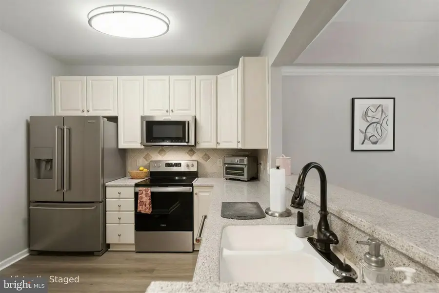 7201 Travertine Dr #201, Baltimore, MD 21209 - #3