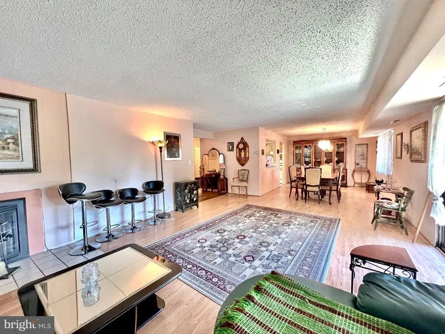 9 Suntop Ct #201, Baltimore, MD 21209 - #3
