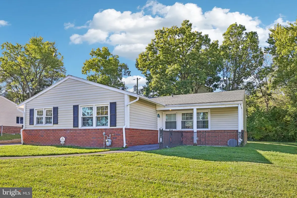 7121 Chamberlain Rd, Baltimore, MD 21244 - #1