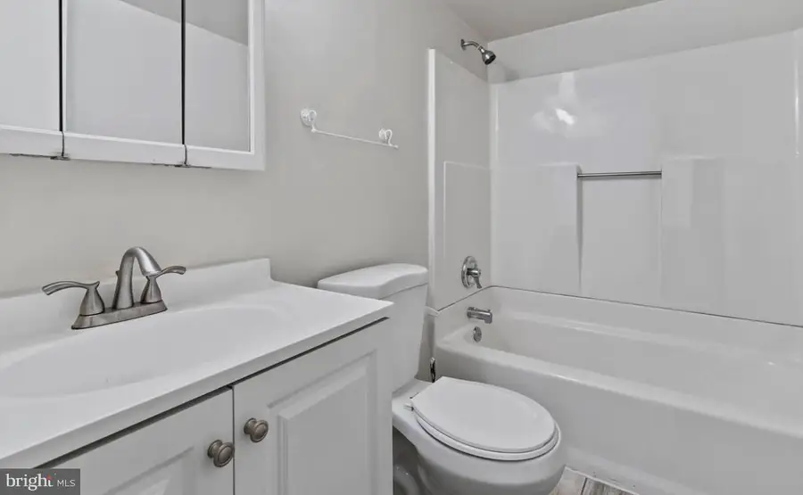 1 Windblown Ct #203, Baltimore, MD 21209 - #3