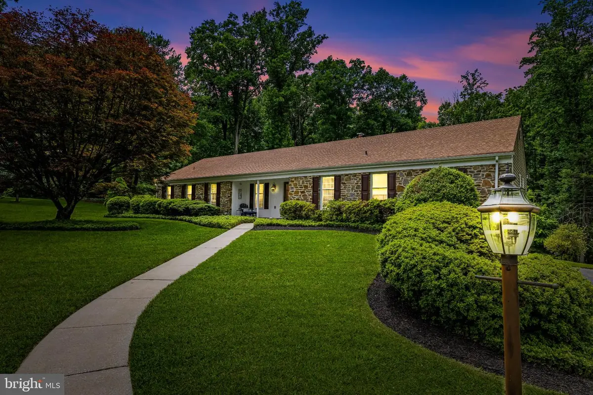 13608 Royal Crest Rd, Phoenix, MD 21131 - #1