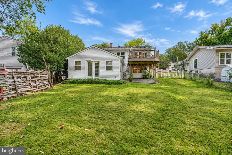158 Greenmeadow Dr, Lutherville Timonium, MD 21093 - #2