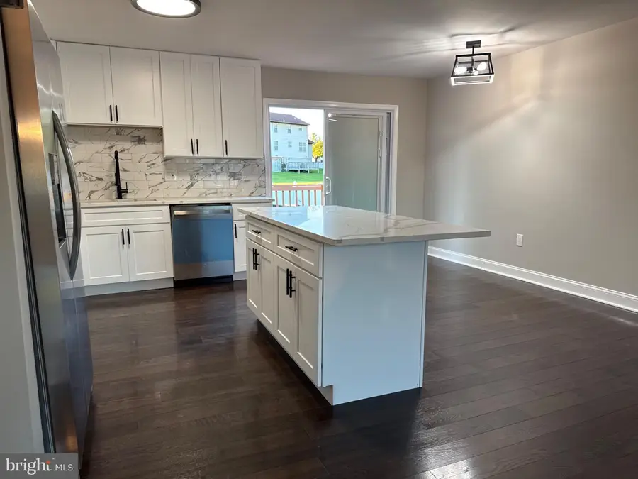 14 Greenapple Ct, Gwynn Oak, MD 21207 - #3