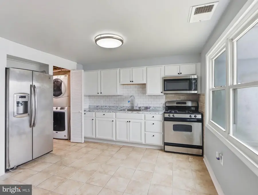 2716 Yarnall Rd, Halethorpe, MD 21227 - #3