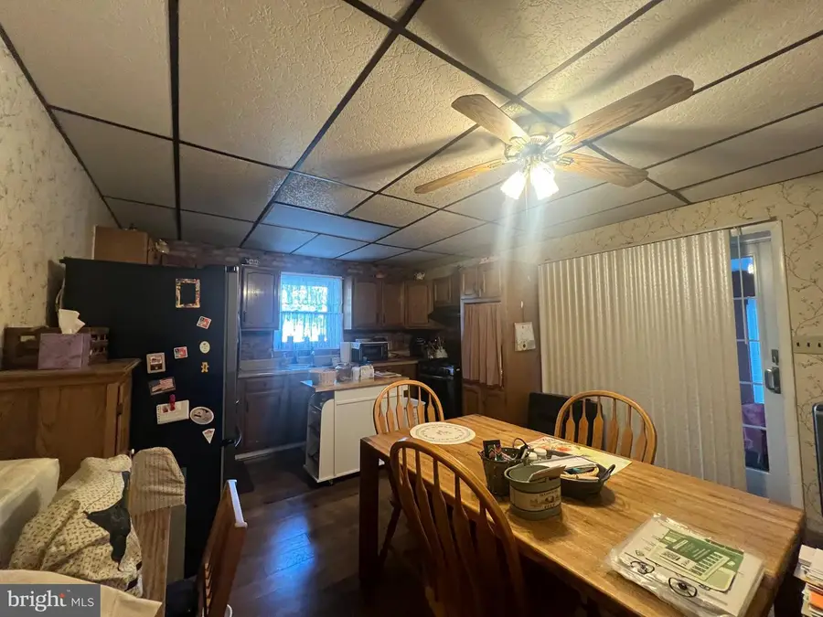2417 Woodridge Rd, Baltimore, MD 21219 - #2