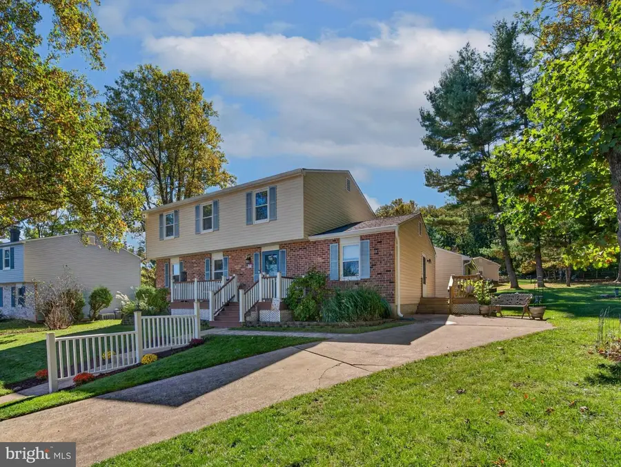 4 Trembly Ct, Catonsville, MD 21228 - #3