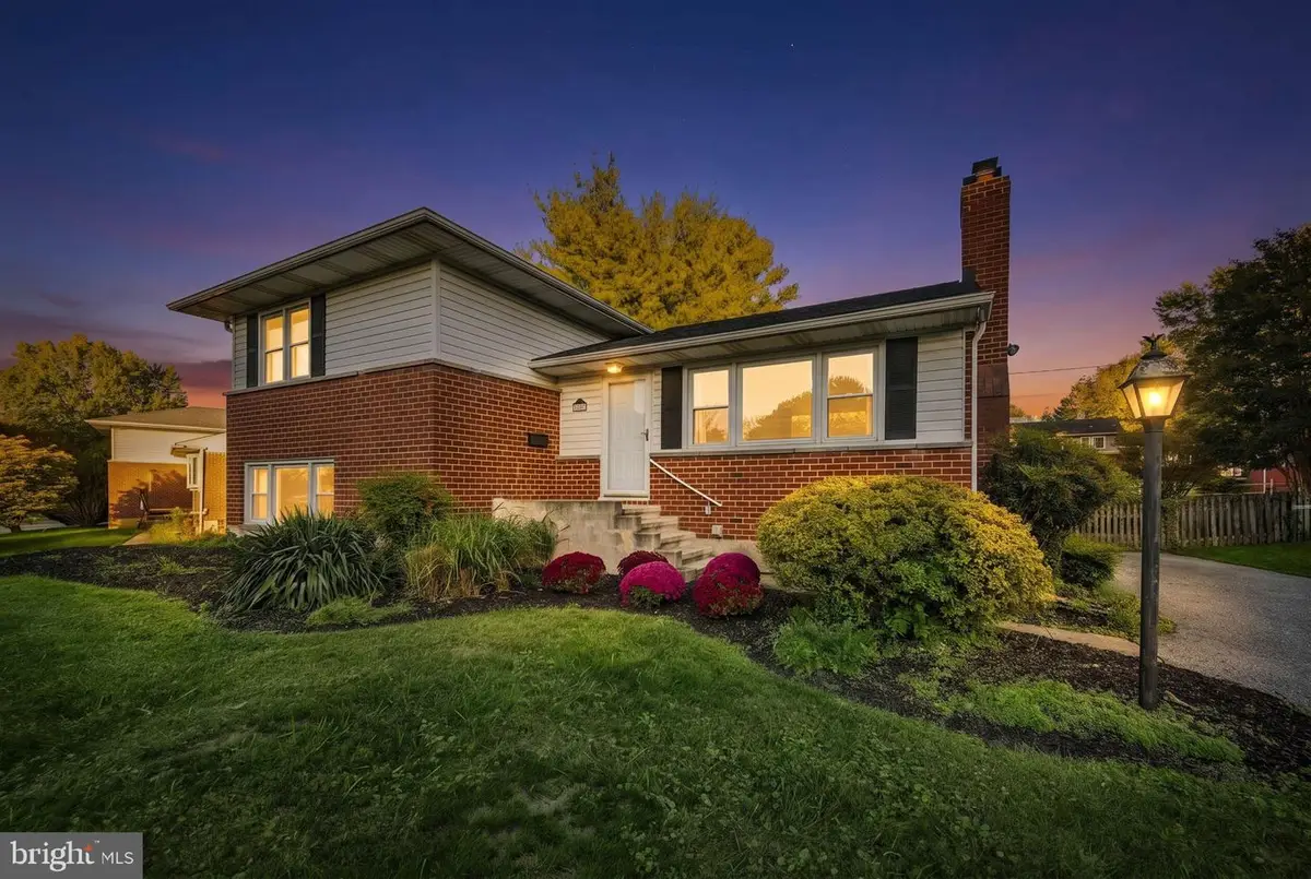 915 Shelley Rd, Towson, MD 21286 - #1
