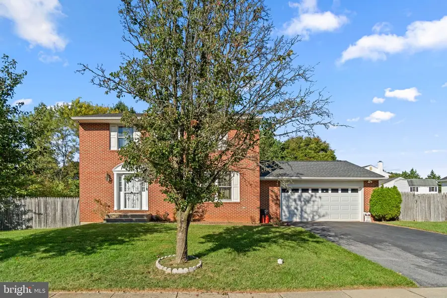202 Fox Haven Ct, Reisterstown, MD 21136 - #2