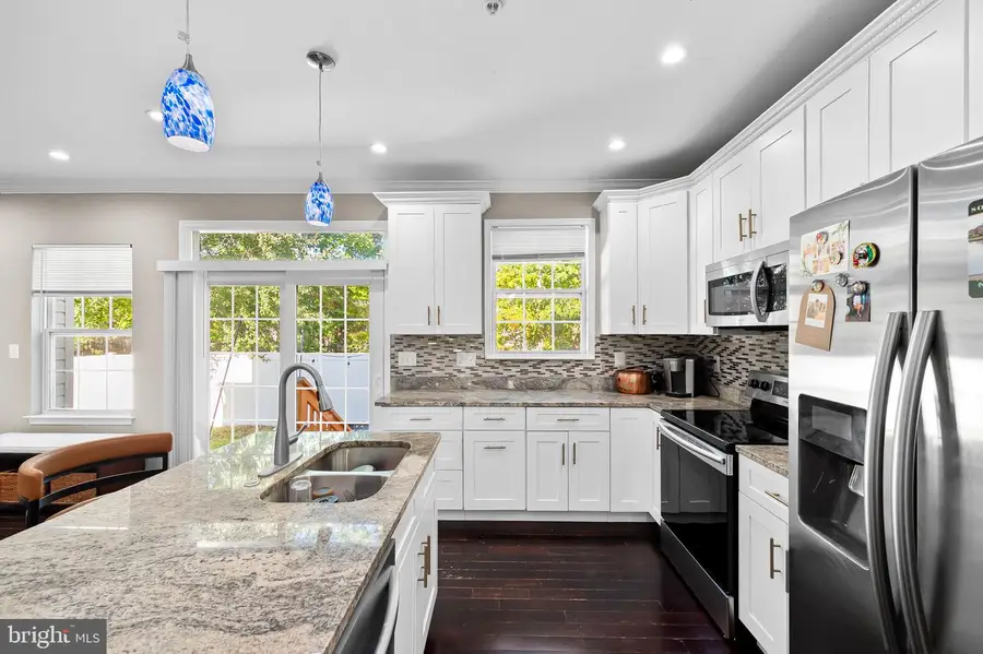 9807 Davison Rd, Middle River, MD 21220 - #3