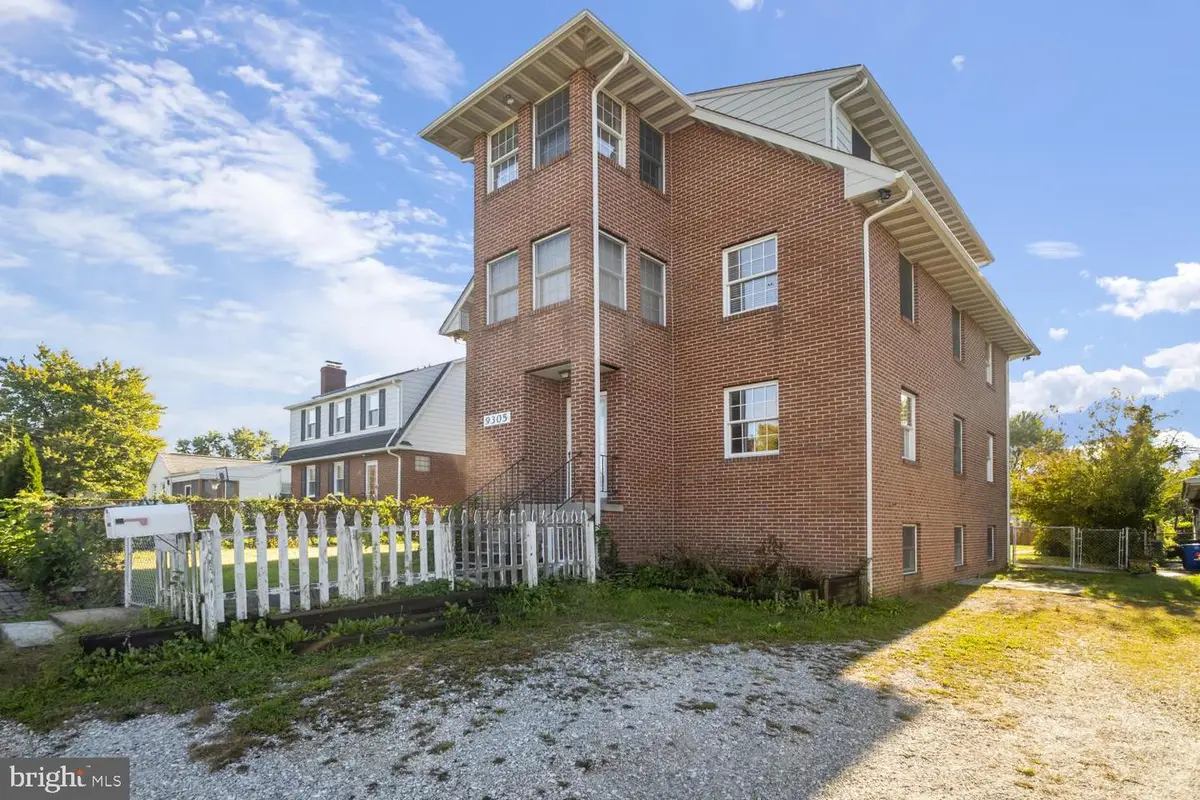9305 Carney Rd, Parkville, MD 21234 - #1
