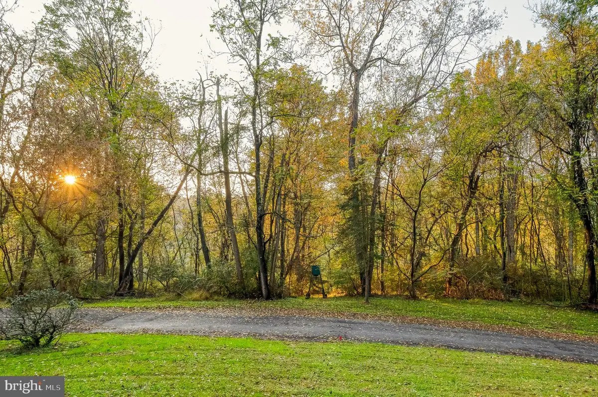 6101 Hutschenreuter Rd, Glen Arm, MD 21057 - #1