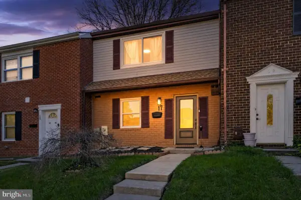 17 Cornbury Ct, OWINGS MILLS, MD 21117