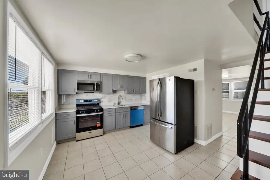 3210 Tartarian Ct, Halethorpe, MD 21227 - #3