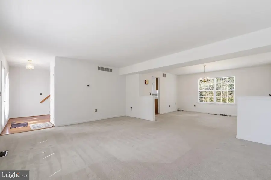 11 Cider Ct, Middle River, MD 21220 - #2