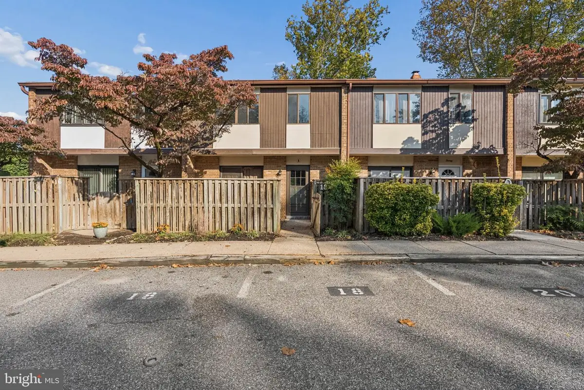 18 Pine Bark Ct #18, Cockeysville, MD 21030 - #1