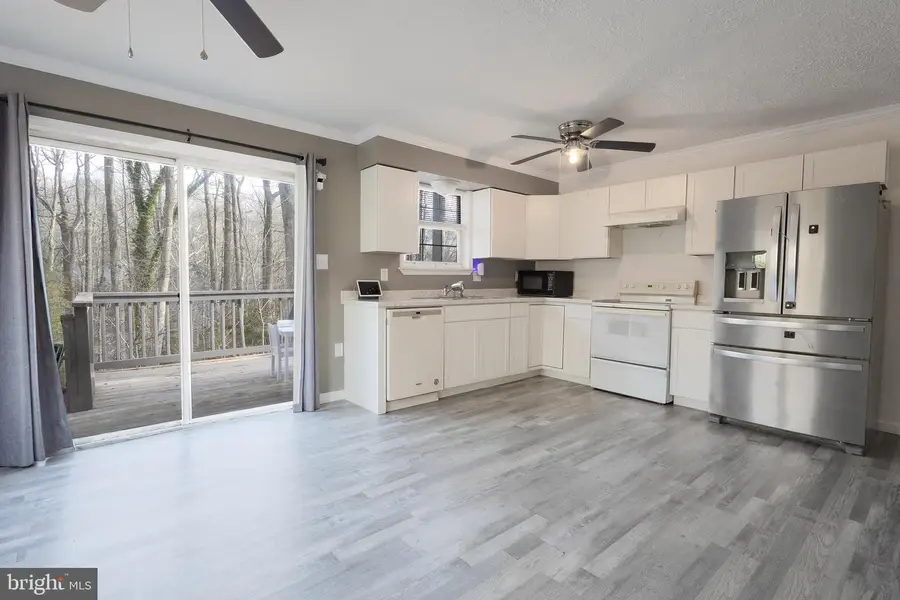 580 Evergreen Ct, Lusby, MD 20657 - Image #2