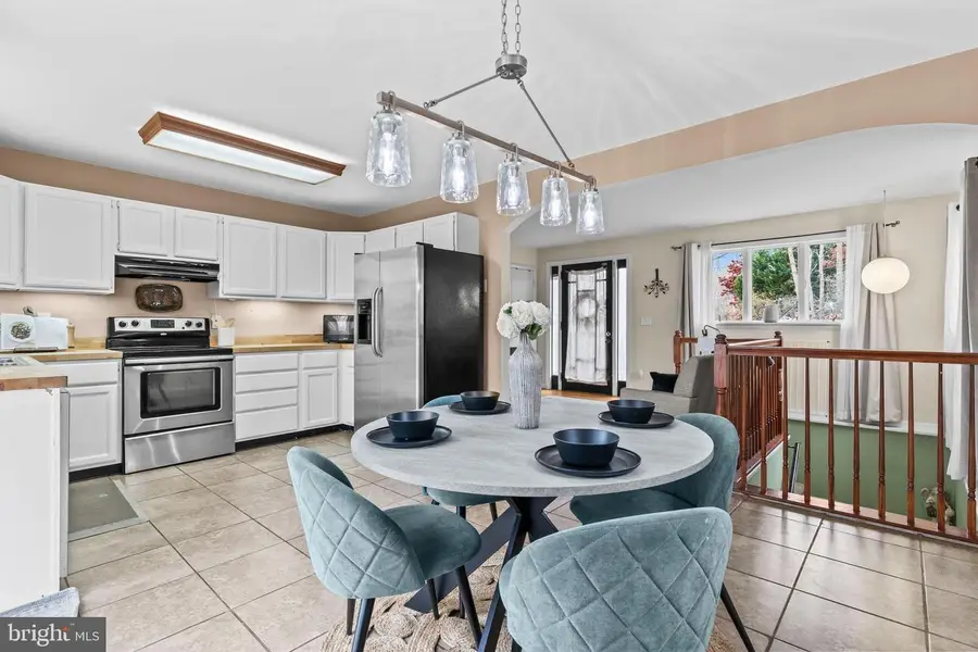 285 Red Cloud Rd, Lusby, MD 20657 - Image #2