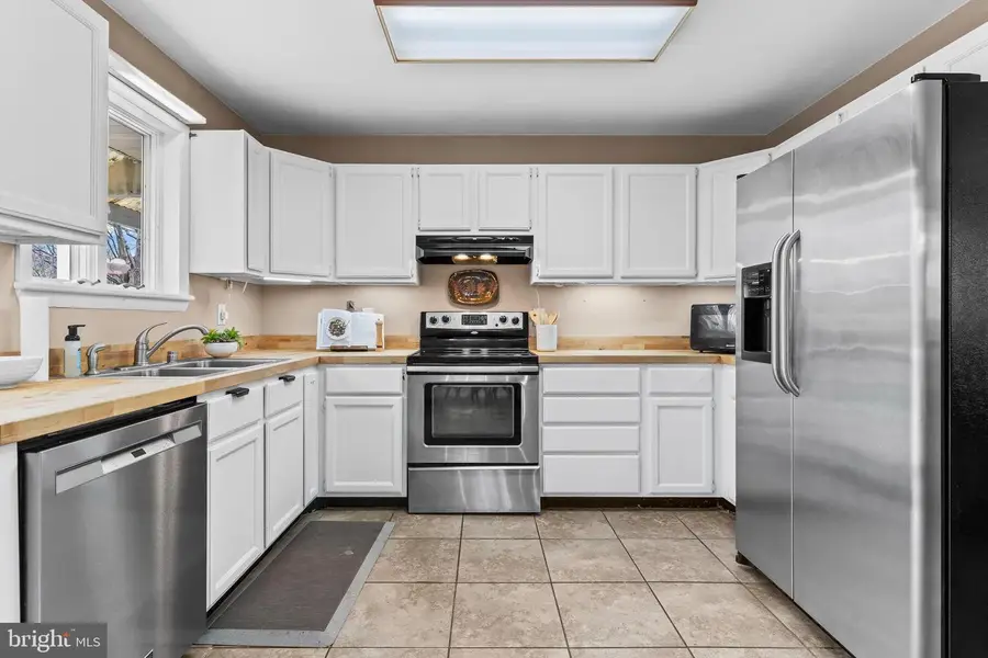 285 Red Cloud Rd, Lusby, MD 20657 - Image #3